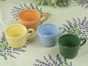 Кофейные чашки из керамики производителя Alexander Rodriguez, Франция